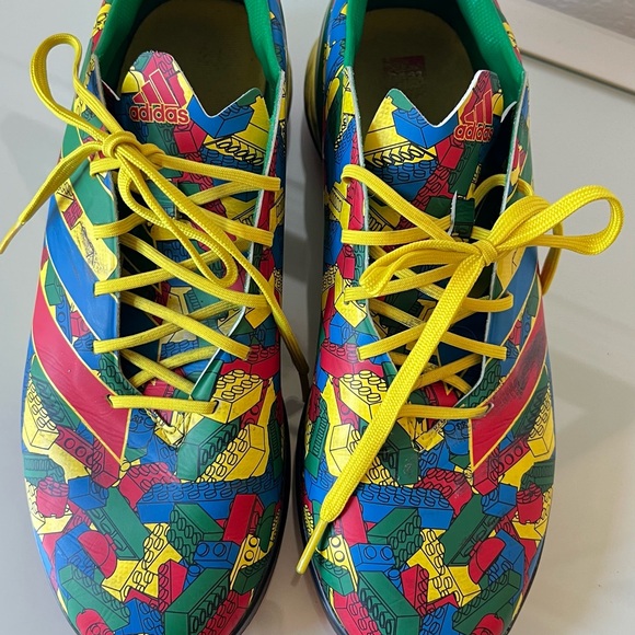 Adidas LEGO Gamemode FG
Soccer Cleats Lego Brick - Picture 4 of 4
